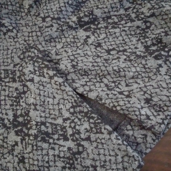 George Grey Print Sleeveless Dress - Picture 14 of 14